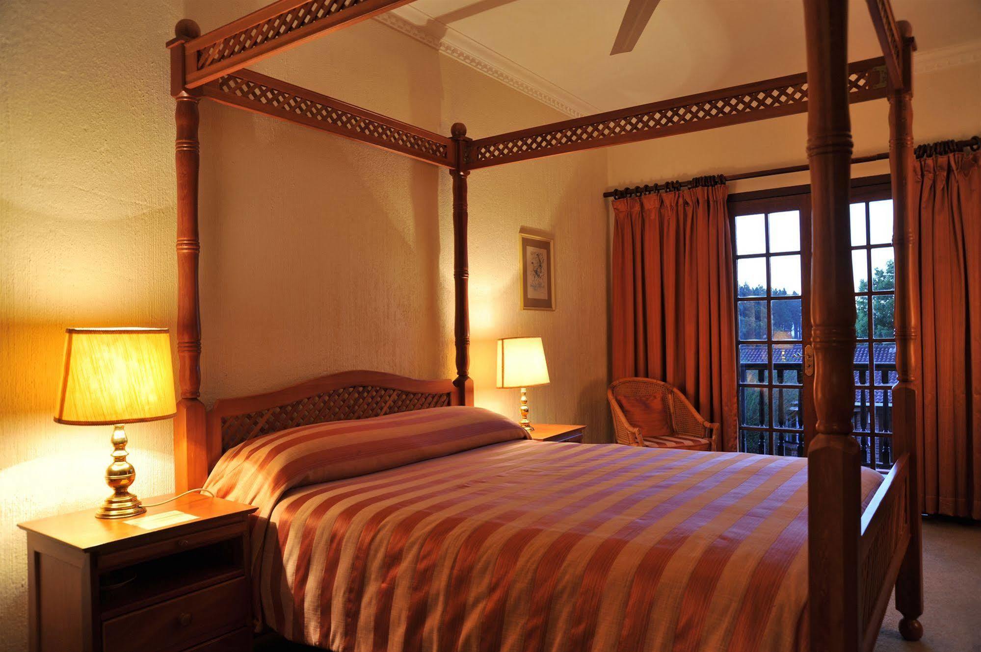 Wartburger Hof Hotel Midlands ภายนอก รูปภาพ